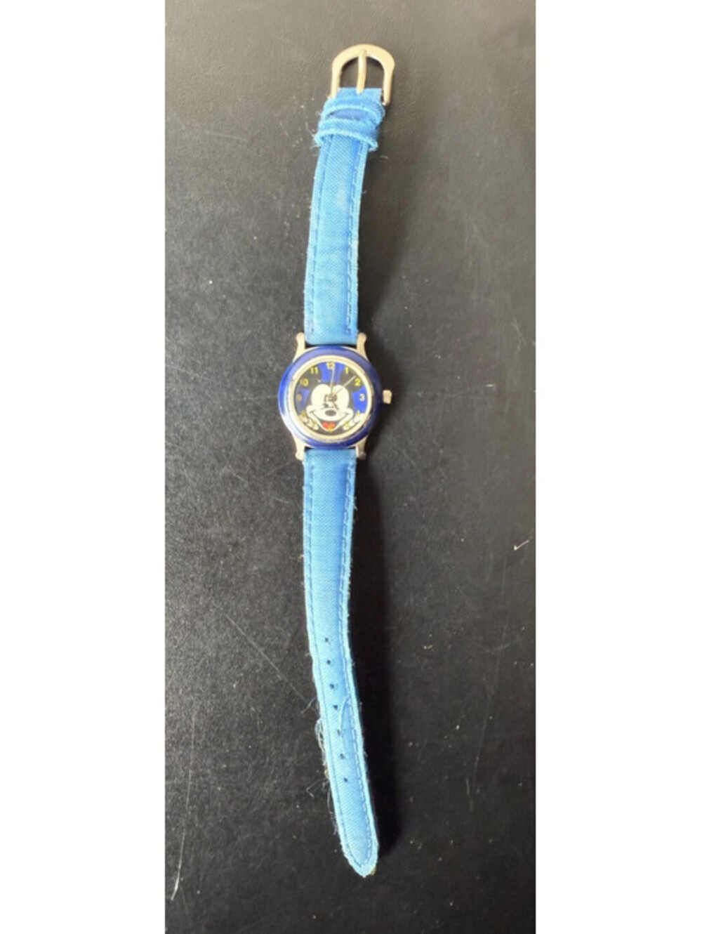 THE DISNEY STORE Mickey Mouse Blue Watch DS-450 *NEEDS BATTERIES*